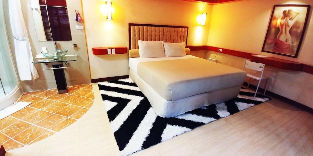 מקטאן Dulcinea Hotel And Suites מראה חיצוני תמונה