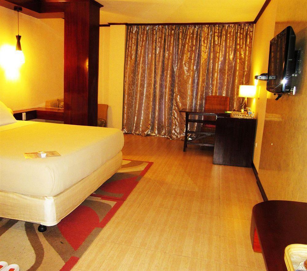 מקטאן Dulcinea Hotel And Suites מראה חיצוני תמונה
