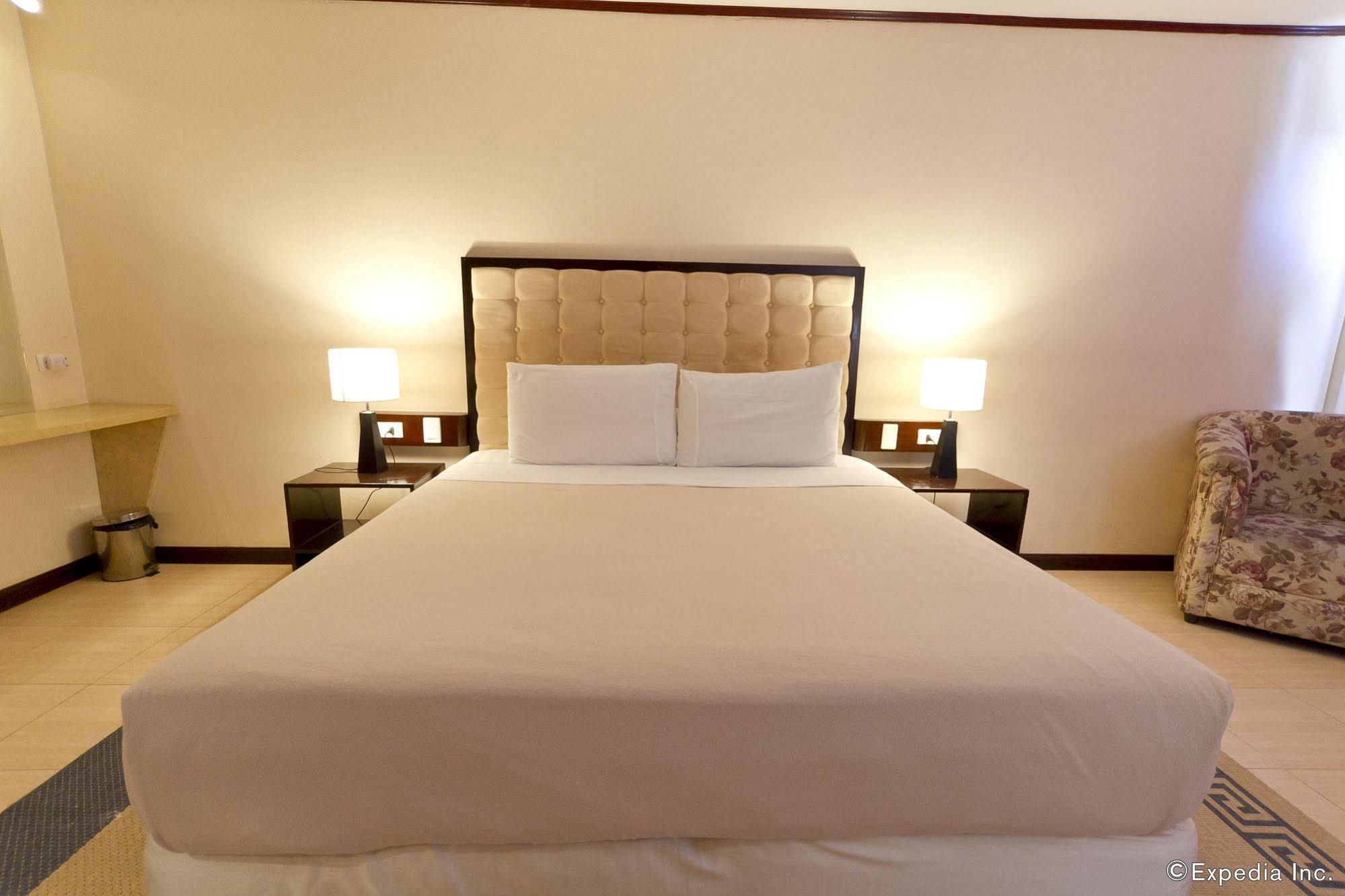 מקטאן Dulcinea Hotel And Suites מראה חיצוני תמונה