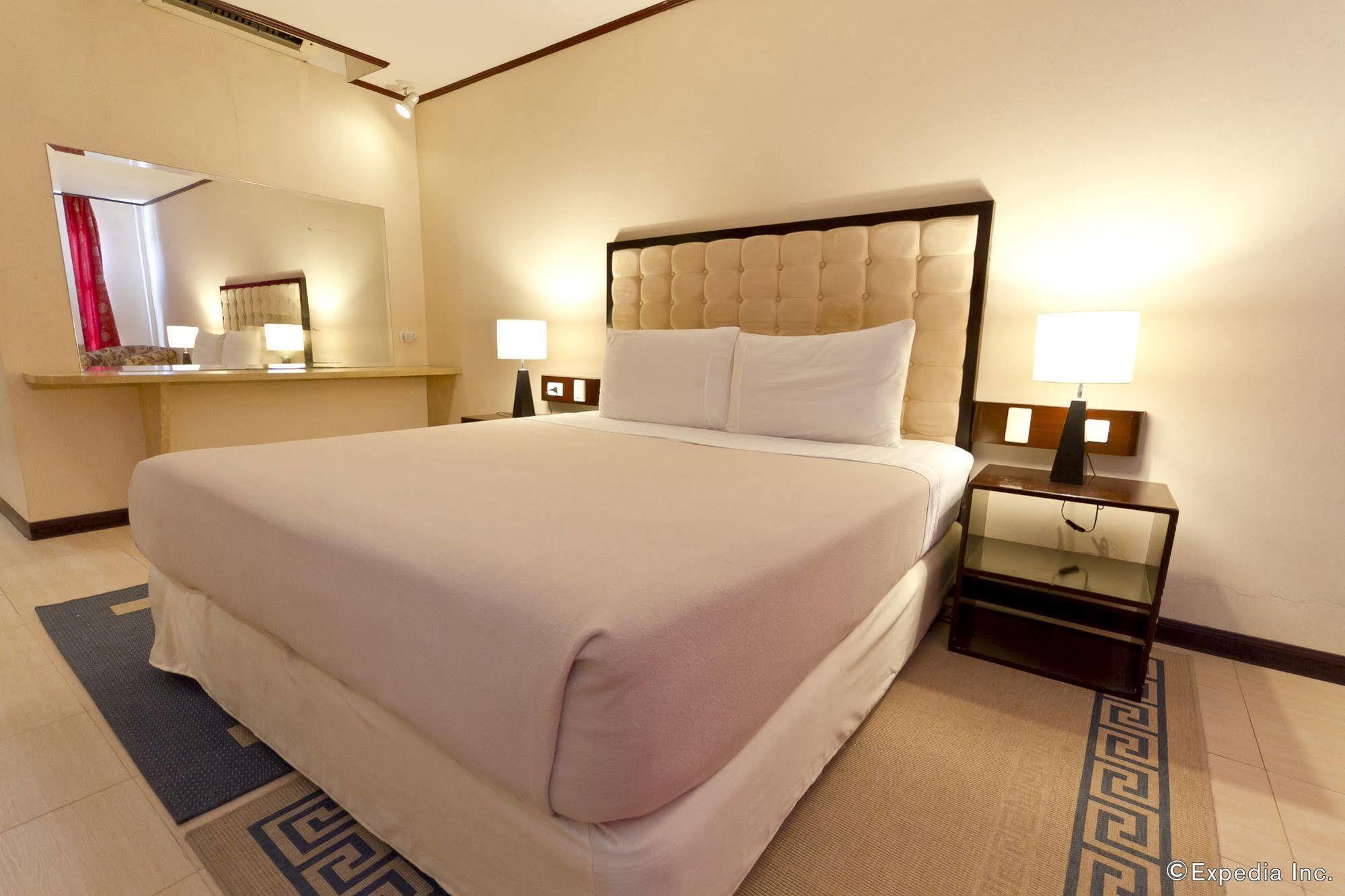 מקטאן Dulcinea Hotel And Suites מראה חיצוני תמונה